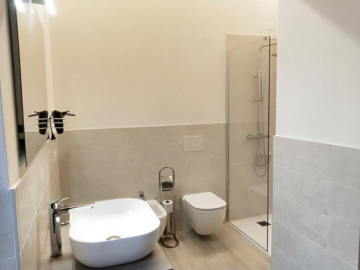 ורונה Via Poma Apartments&Rooms מראה חיצוני תמונה