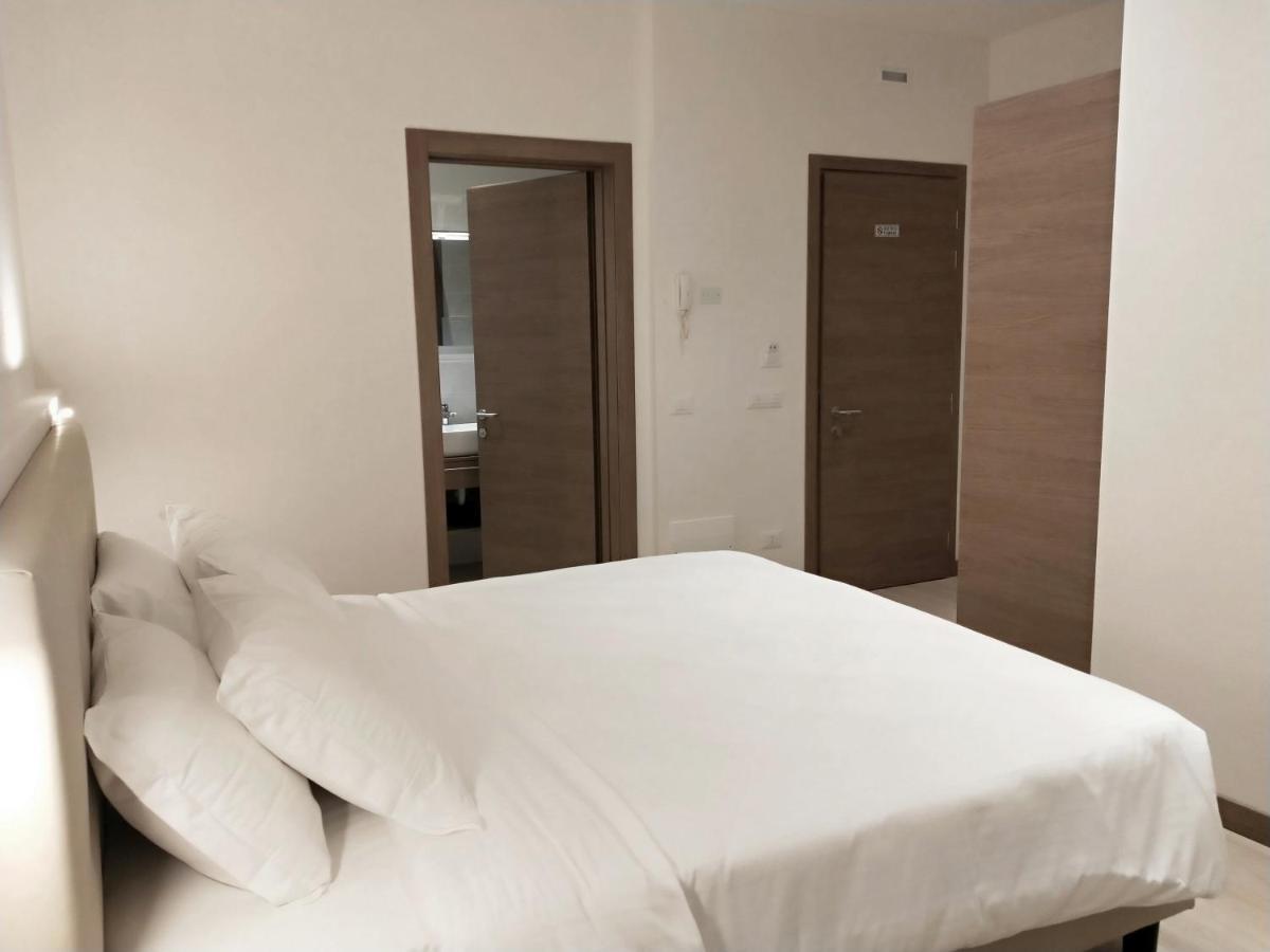 ורונה Via Poma Apartments&Rooms מראה חיצוני תמונה