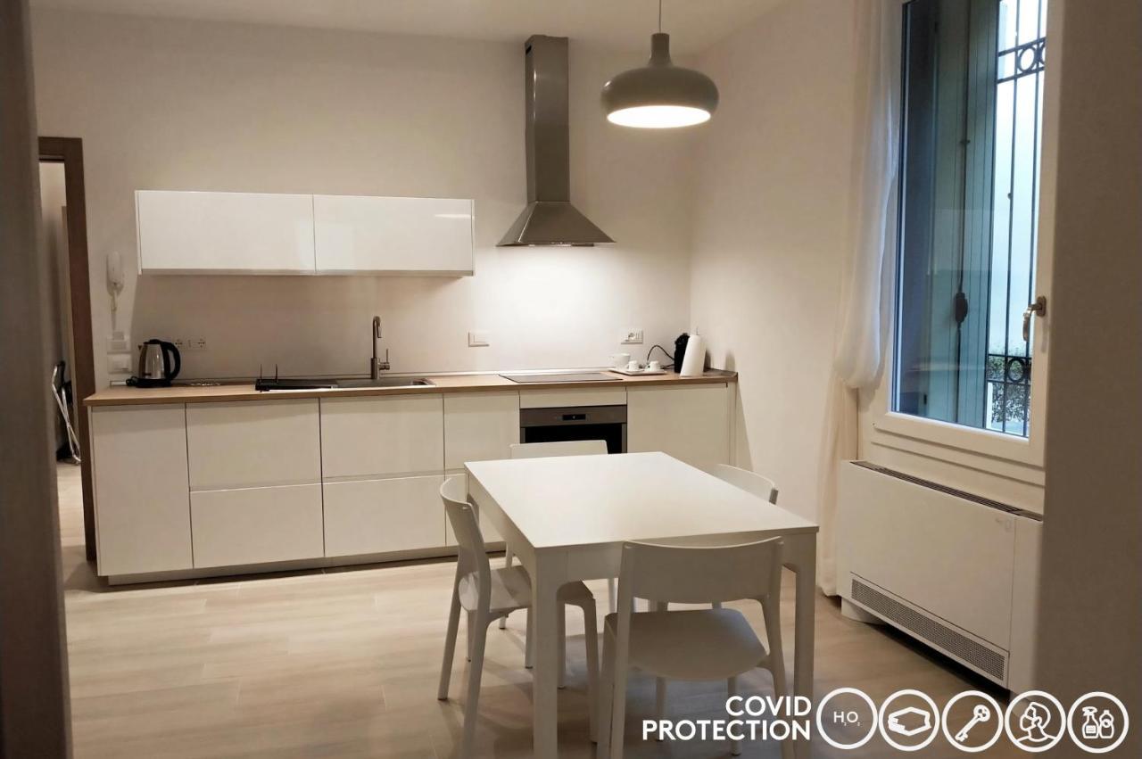 ורונה Via Poma Apartments&Rooms מראה חיצוני תמונה